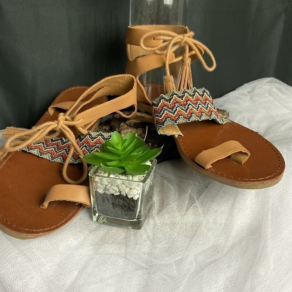Host Pick 🎉Cute Boho Brash Sandals 💕 - Picture 4 of 8